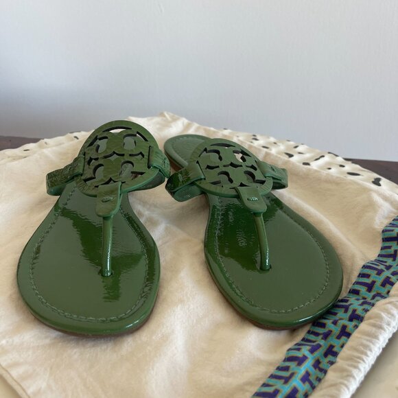 Tory Burch Miller Sandal in Green Size 8 w/ TB shoe bag - Picture 9 of 10